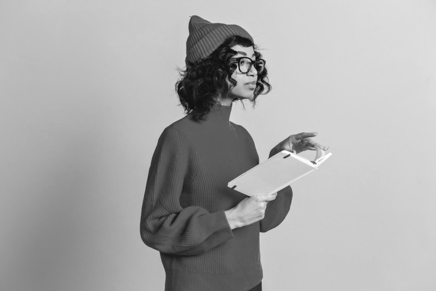 Studenti durante una sessione pratica di styling e analisi trend